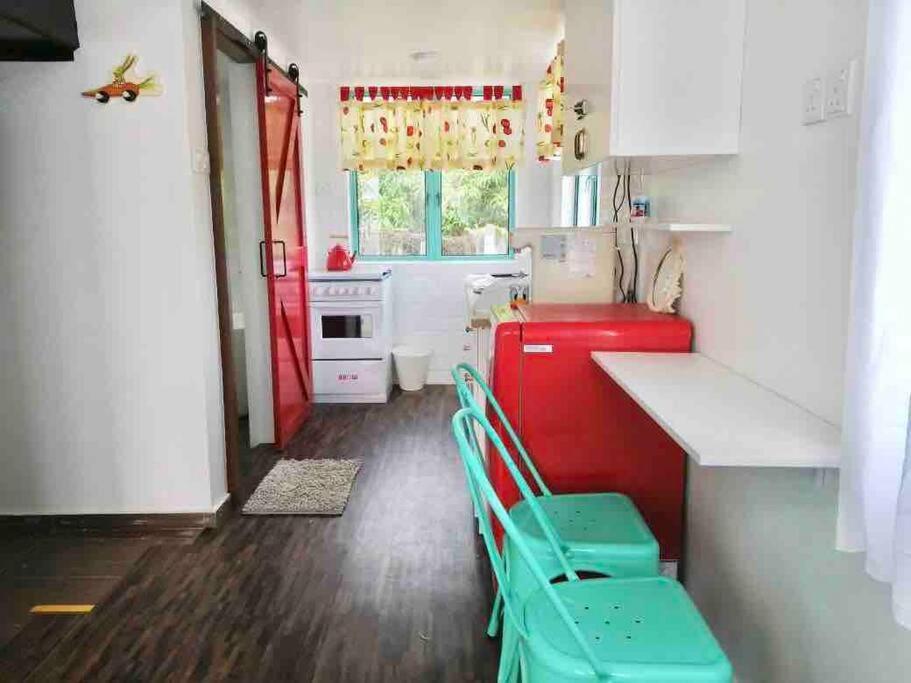 Kampong Nail Sea Kecil Tiny House Near Jetty Of Kuala Besut 빌라 외부 사진